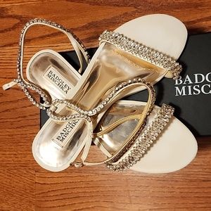 Badga Mischka flat sandals